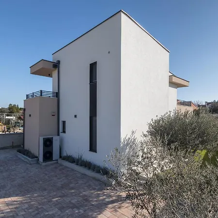 Luxury With Private Heated Pool * Premantura