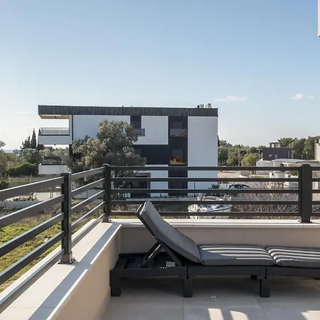 Luxury With Private Heated Pool Premantura
