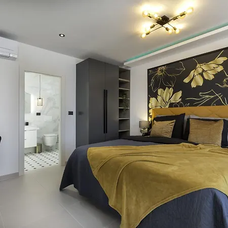 Villa Luxury With Private Heated Pool *